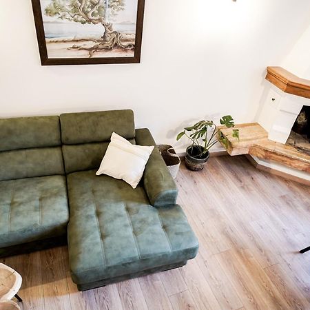 Apartment Rocco โรวีน ภายนอก รูปภาพ