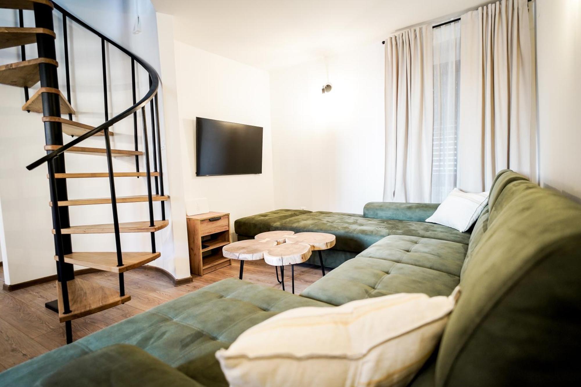 Apartment Rocco โรวีน ภายนอก รูปภาพ